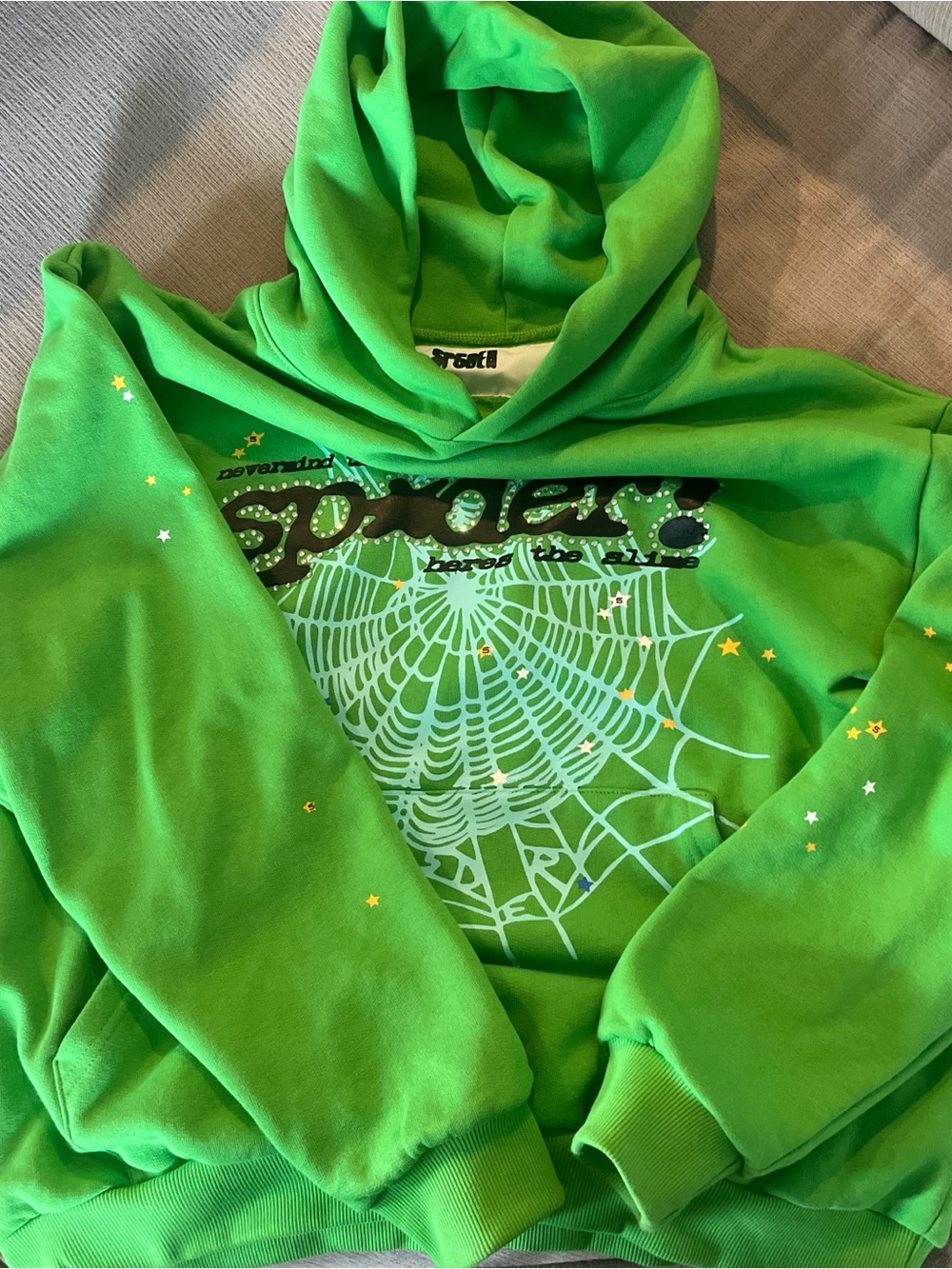 Green Graphic Spider Hoodie Size Large 🔥 Great Condition